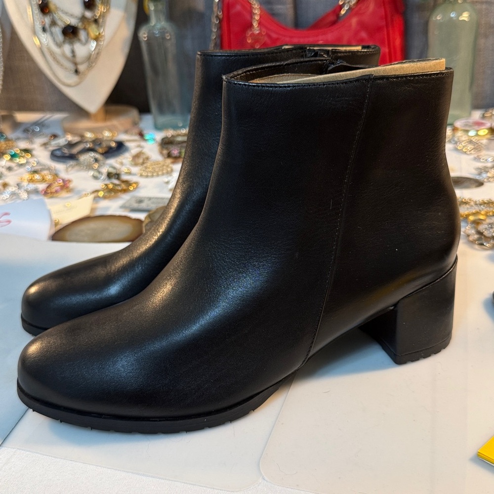 Naturalizer Bay Weatherproof Leather Black Ankle Boots NIB Size 9.5 $190